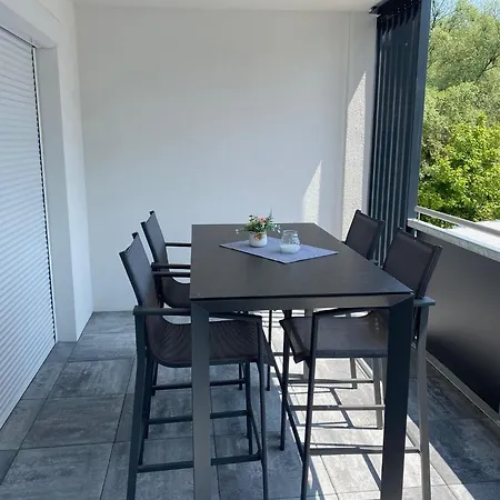 Wunderschoene, Neue Wohnung Mit Grosser Terrasse Ebenthal  Exterior photo