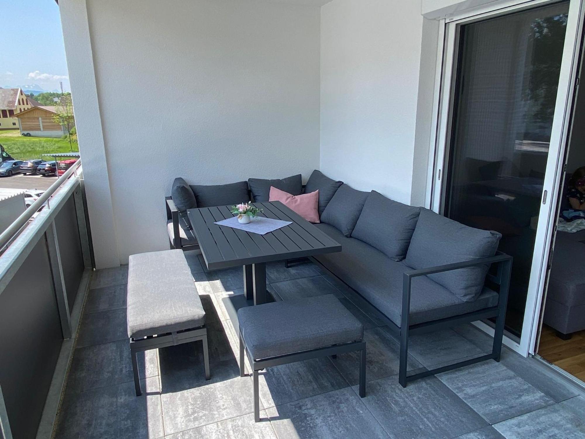 Wunderschoene, Neue Mit Grosser Terrasse *